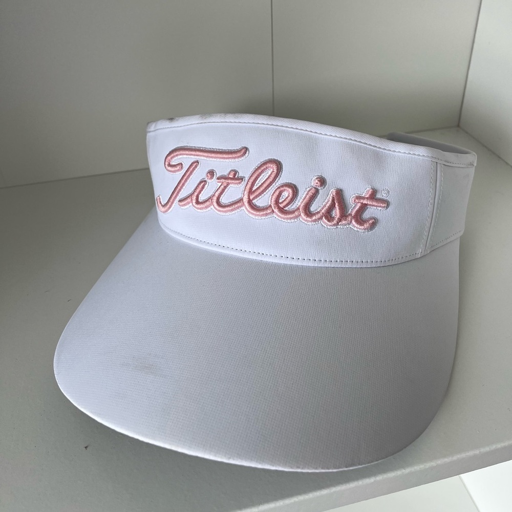 Titleist women’s visor